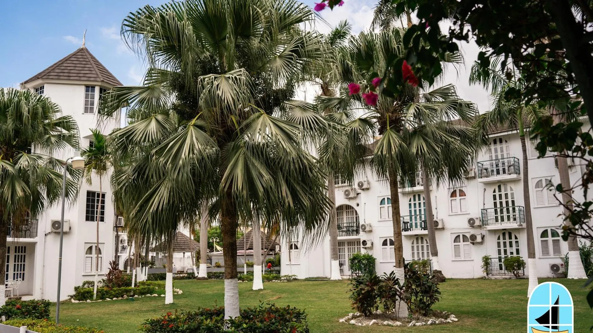 Ninth River Ocho Rios Apart-hotel