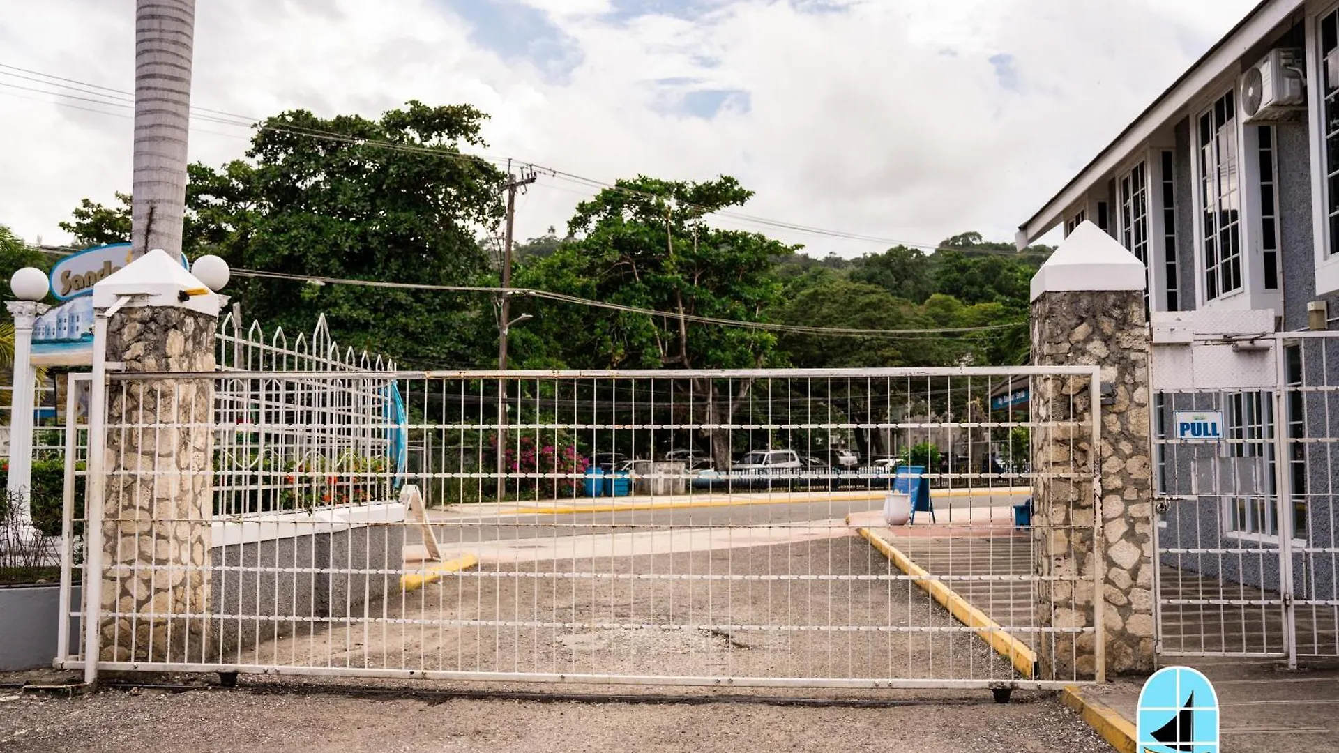 Ninth River Ocho Rios Apart-hotel
